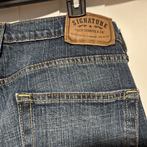 Levis Signature Jeans Men's size 36x 32 Straight Leg Stretch Denim - Picture 8 of 10